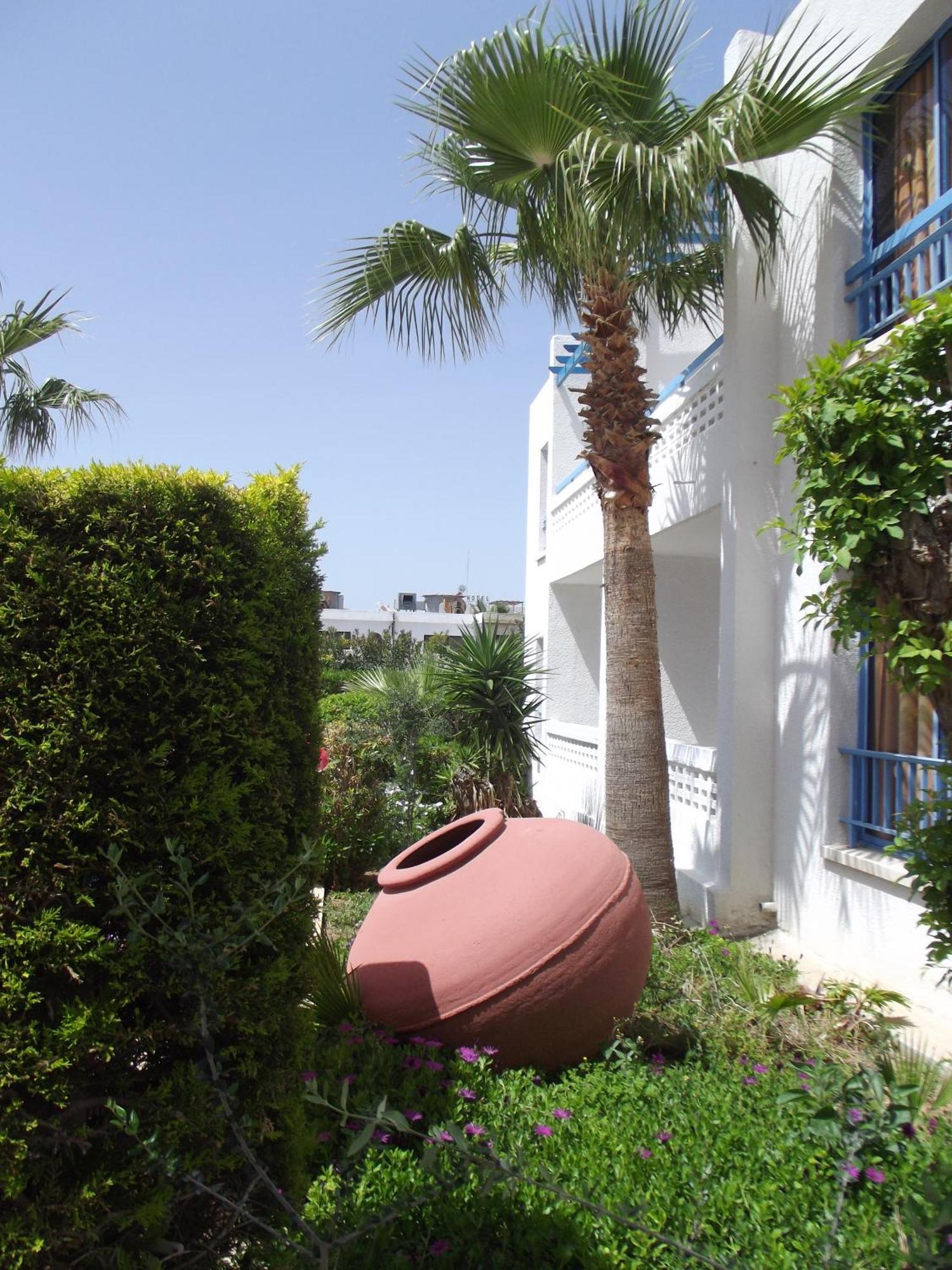 Kefalonitis Hotel Apartments Paphos Exterior photo